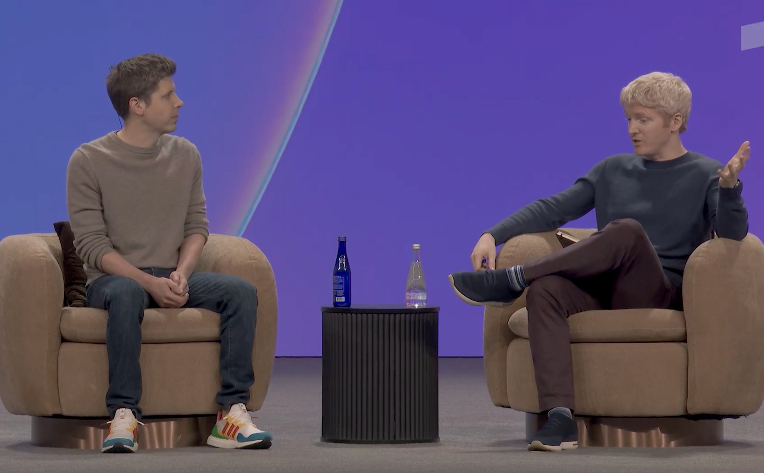 Sam Altman 揭露 OpenAI 下半场：算力基建、智能平权与科学革命