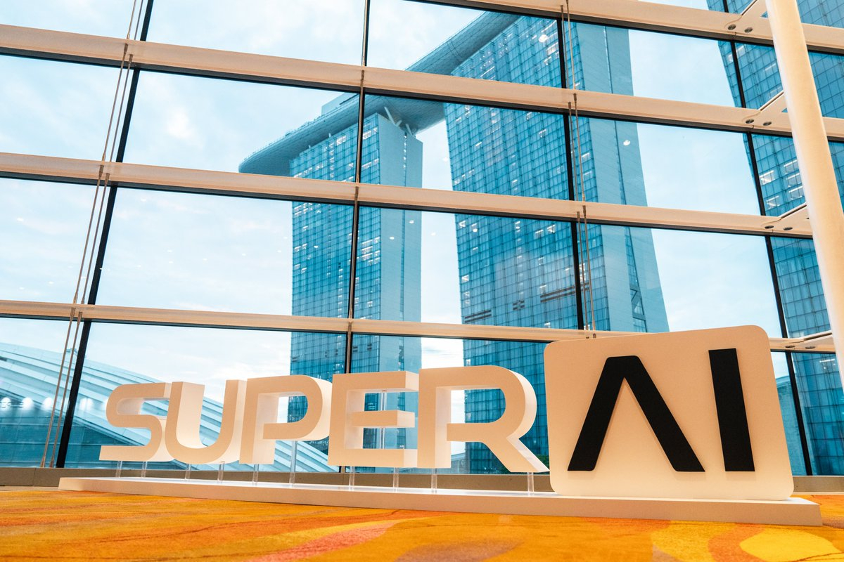 从亚洲枢纽到全球中枢:解码新加坡SuperAI峰会的破局与升维